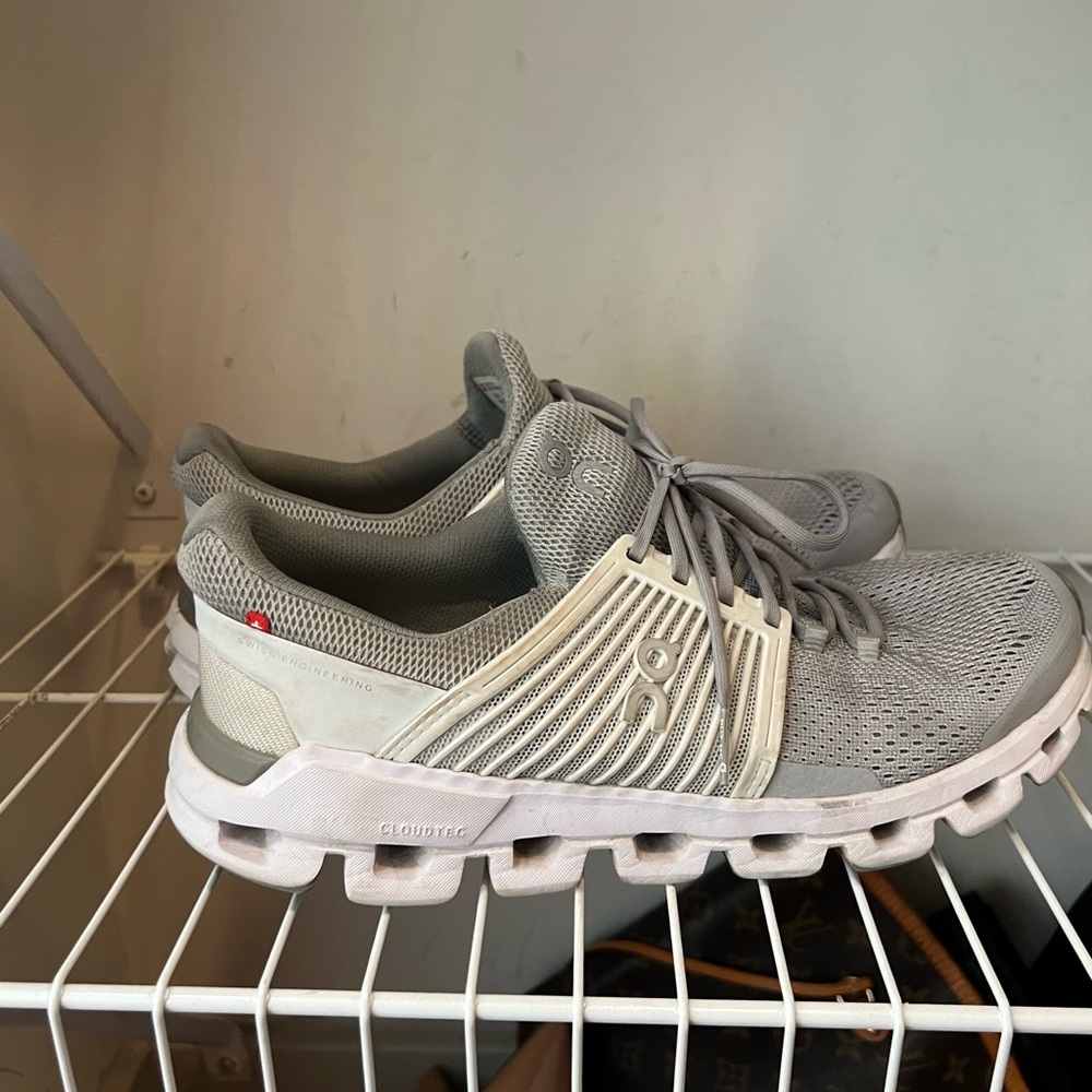On Cloud Running Sneakers